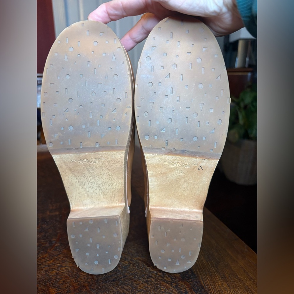 Charlotte Stone Luggage Marlo Clogs - Size 12 - Picture 8 of 14